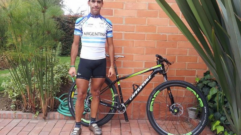 Macías corre el Panamericano de MTB en Colombia