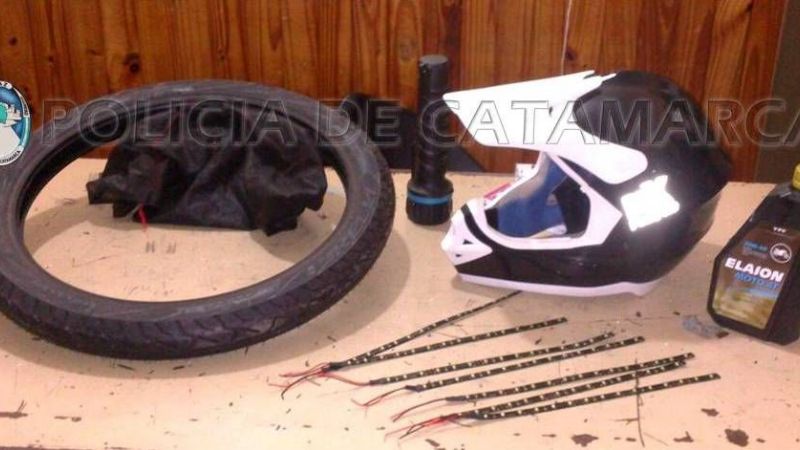 Aprehenden a tres jóvenes y recuperan elementos robados en Chumbicha