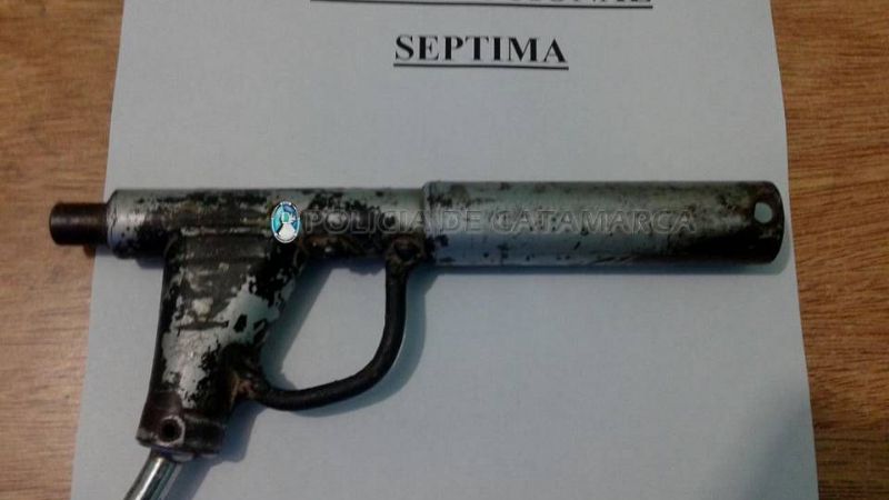 Aprehenden a un hombre y secuestran un arma “tumbera”