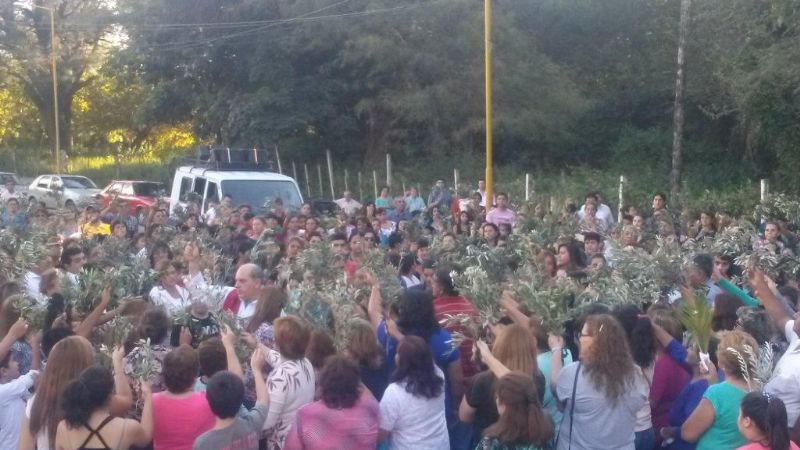 La parroquia de San José abrió la Semana Santa con una peregrinación