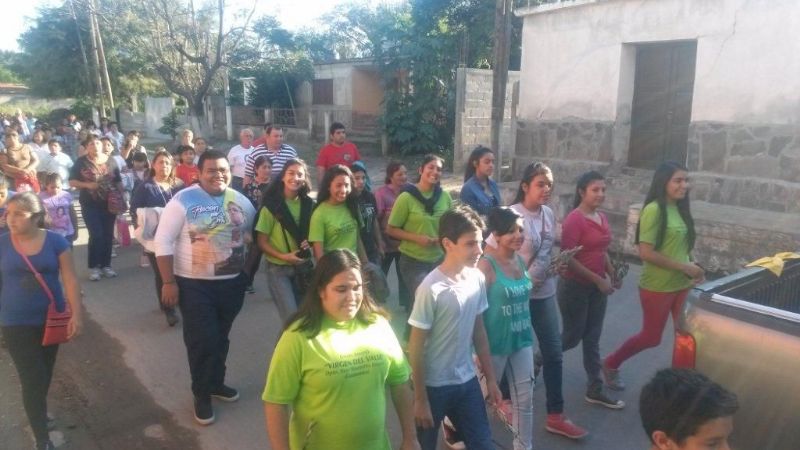 La parroquia de San José abrió la Semana Santa con una peregrinación