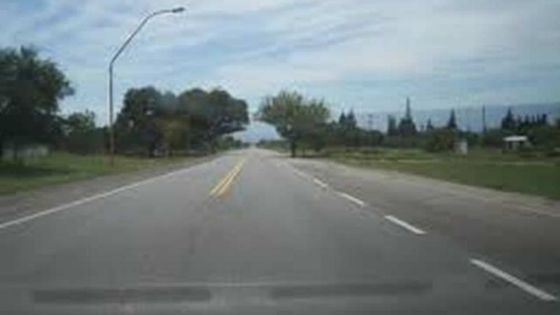 Encontraron un feto en un descampado