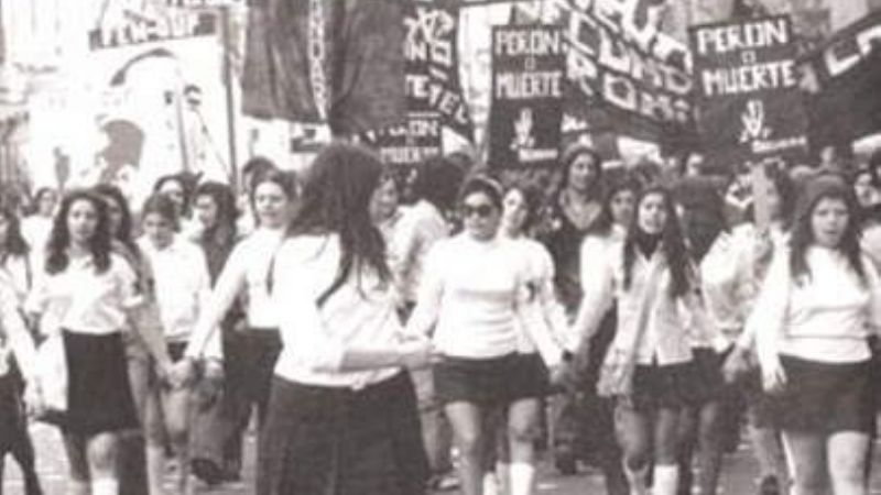 Franja Morada se pronunció por “todo en democracia, nada fuera de ella”