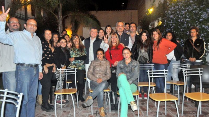 Movimientos sociales del FPV apoyan a Corpacci y piden espacios