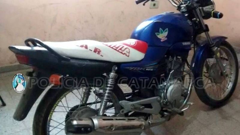 Tres aprehendidos y cuatro demorados en Los Altos por el robo de una moto