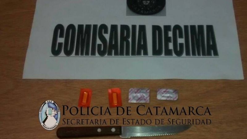 Arrestan a un joven y le encuentran un cuchillo