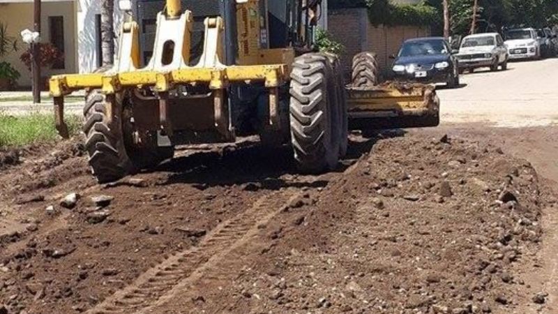 Intensivo operativo para acondicionar las calles de Valle Viejo
