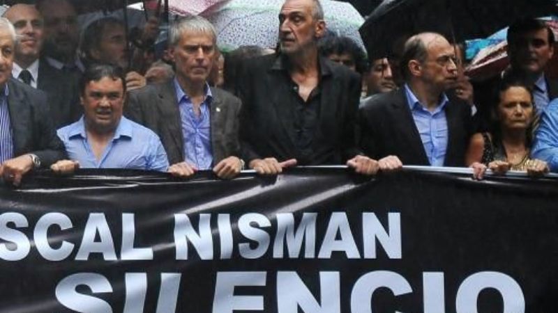 Piden que el fiscal Moldes se aparte de la causa por la denuncia de Nisman