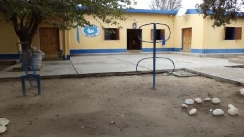 Trabajos de mejoras para escuelas de Fuerte Quemado