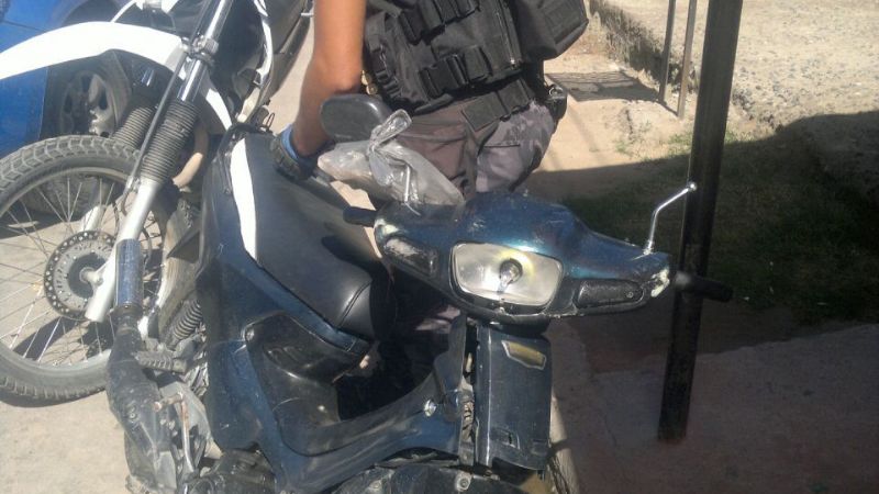 En persecución, atrapan a un joven con marihuana