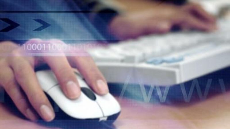 Las mujeres multiplican su presencia en la web