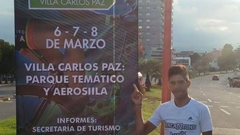 Alvaro Macias compite en Carlos Paz