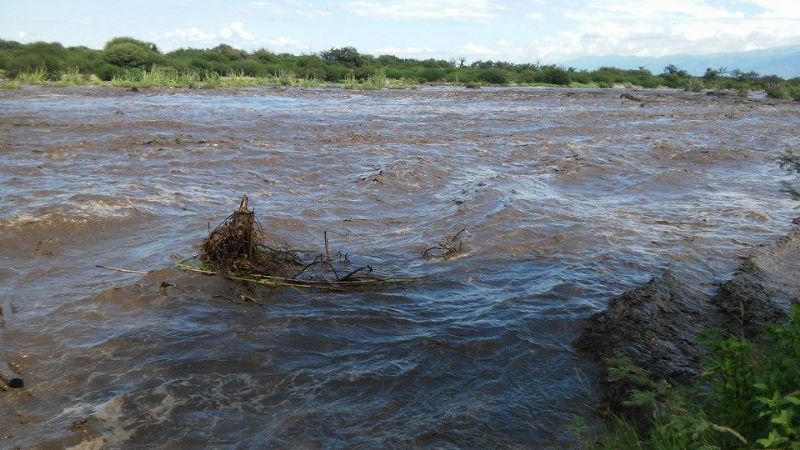 Cortan Ruta 33 por crecida del río Santa Cruz