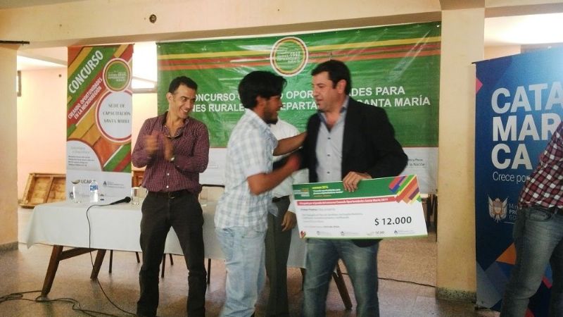 Jóvenes emprendedores rurales premiados por el concurso “Creando Oportunidades”
