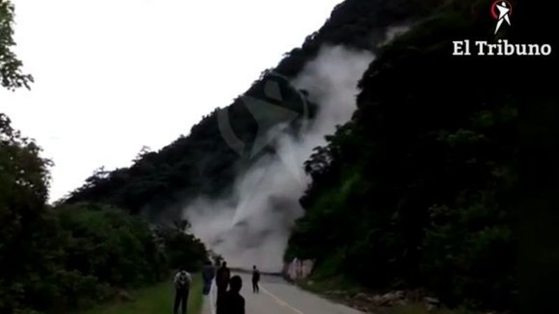 Impresionante: se derrumbó un cerro en Salta