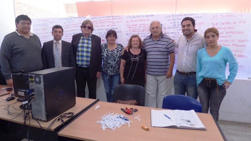 En un mes, se entregaron 6080 carnets escolares