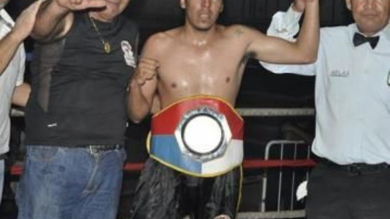 “El Látigo” Arias es el nuevo campeó provincial Pluma