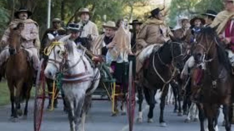 Cabalgata en honor a la Virgen del Valle