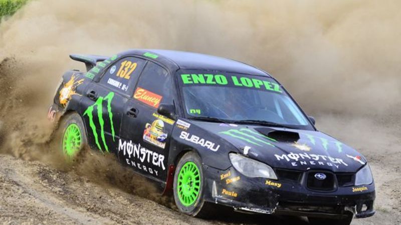 Enzo López ganó el primer día en el Rally de Los Varela