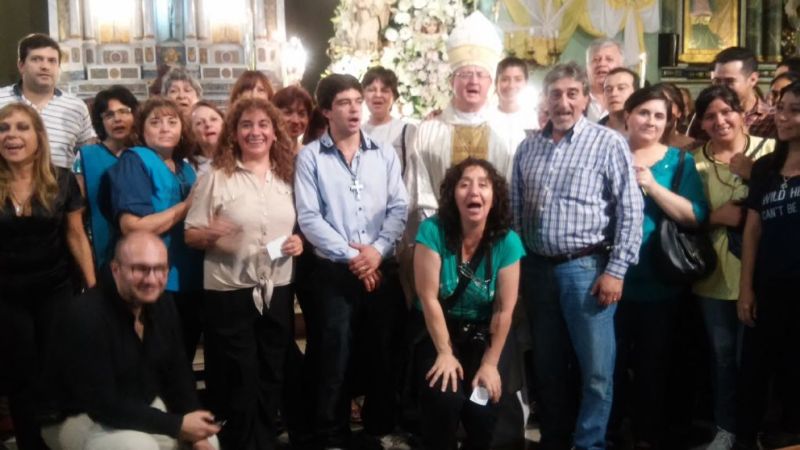 Trabajadores de las comunicaciones rindieron su homenaje a la Virgen