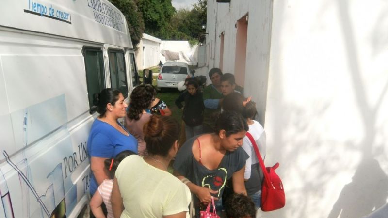 “Lleguemos al Barrio” brindó asistencia a la comunidad de El Alto