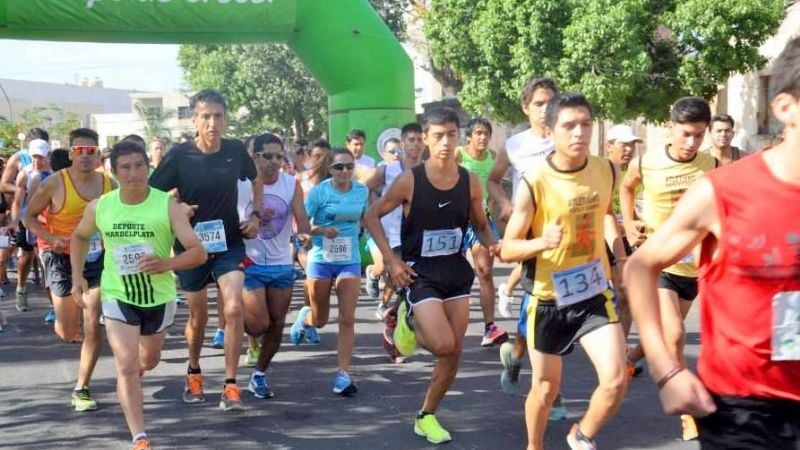 Exitosa prueba atlética por el 31° Aniversario de Salta Central