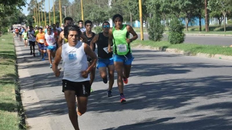 Exitosa prueba atlética por el 31° Aniversario de Salta Central