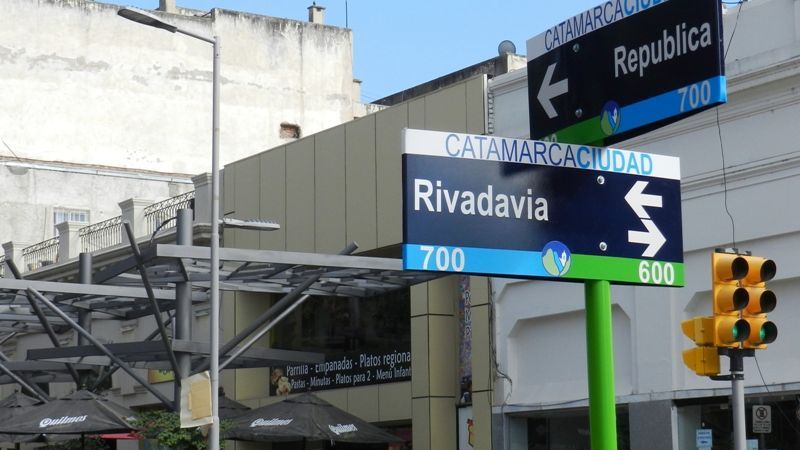 Nueva cartelería señalética en el casco céntrico