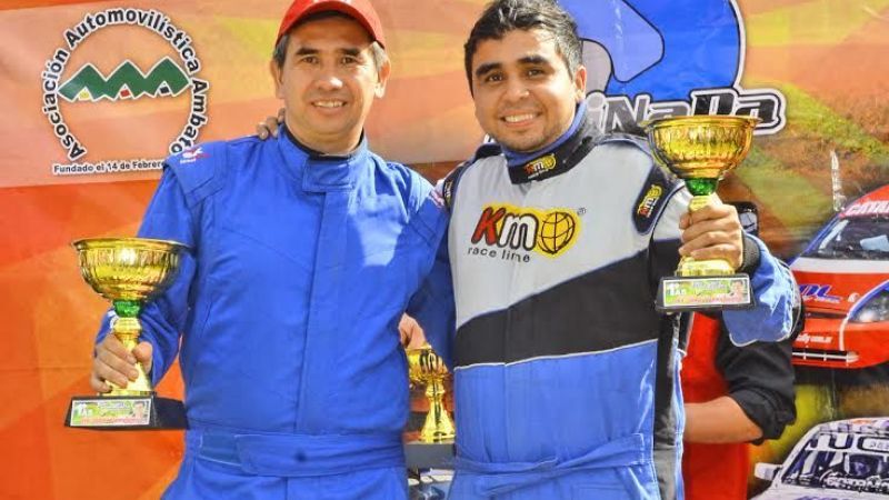 Festejo a lo grande de los hermanos Paredes en la Clase A5