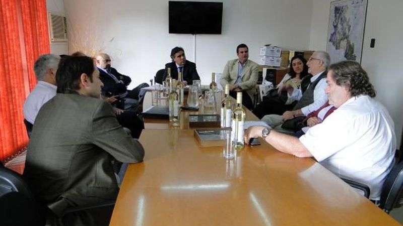 Producción convoca al sector privado