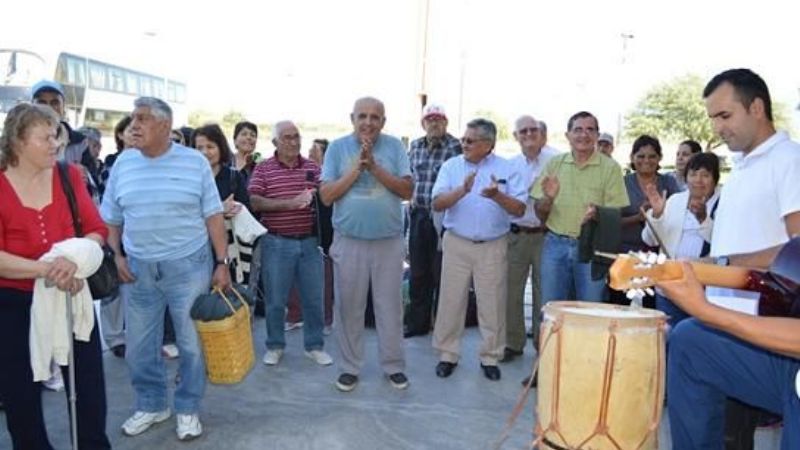 Abuelos se divierten en el CIIC