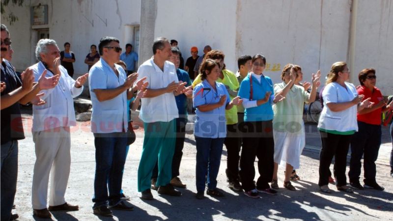 Pobladores apoyaron a un médico en Fiambalá