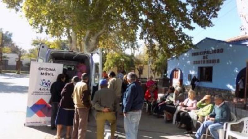 El móvil de AGAP atendió en Santa María