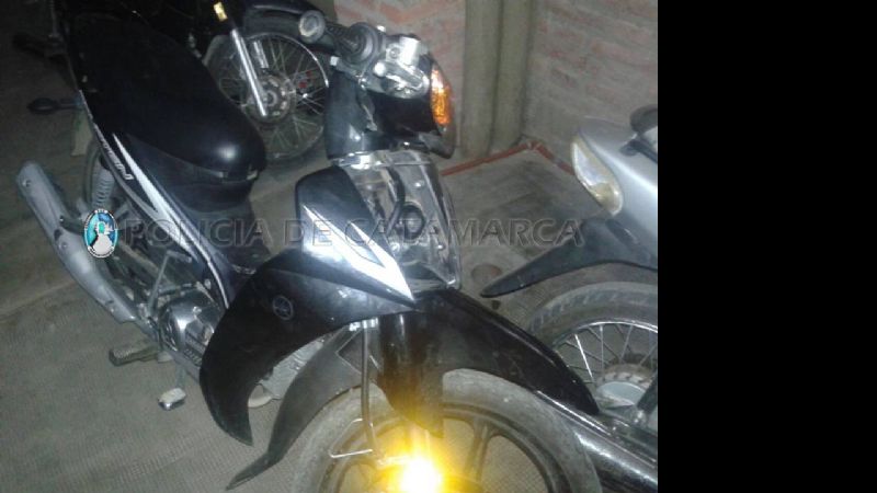 Recuperan una moto sustraída y aprehenden a un sujeto