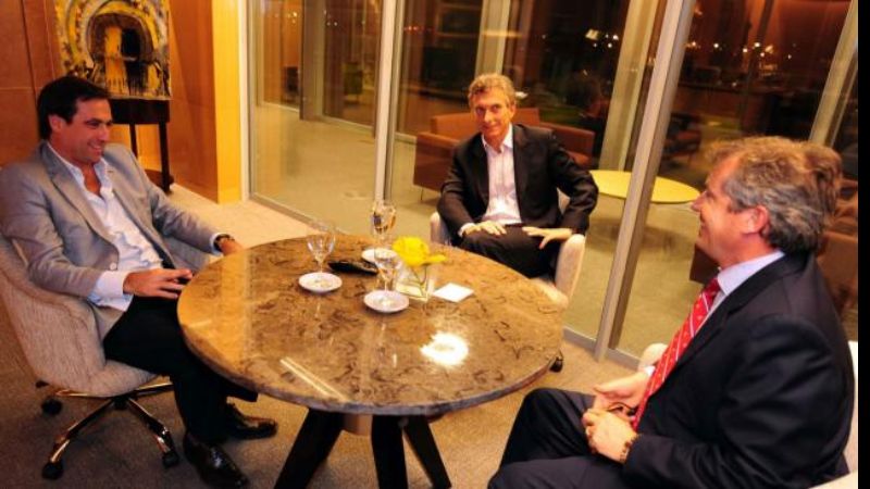 Macri armó en su despacho la fórmula de la triple alianza para Córdoba