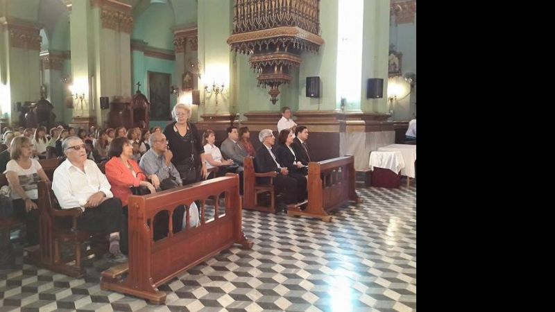 Homenaje de los universitarios y los IES a la Virgen del Valle