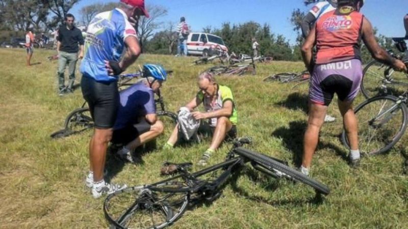 Así atropelló una pickup a 40 ciclistas en Río Cuarto