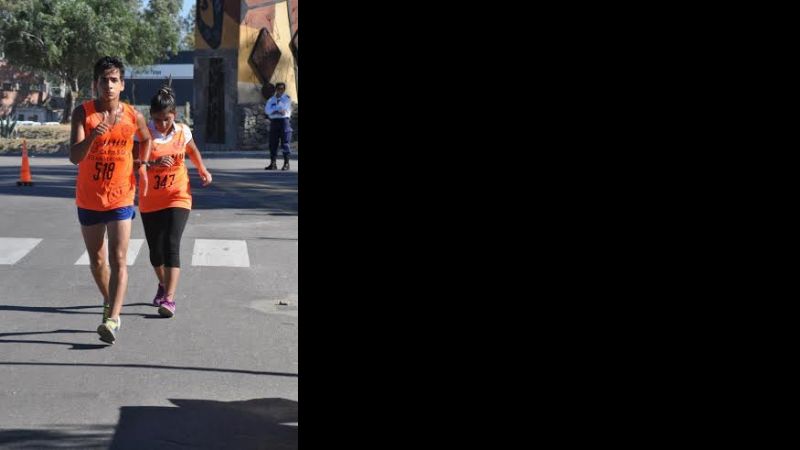 Castro y Dovichi ganaron la Maratón 30 Aniversario Ca.Pre.S.Ca.