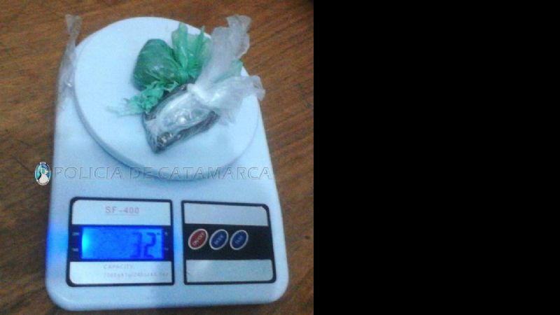 Arrestan a un sujeto con droga