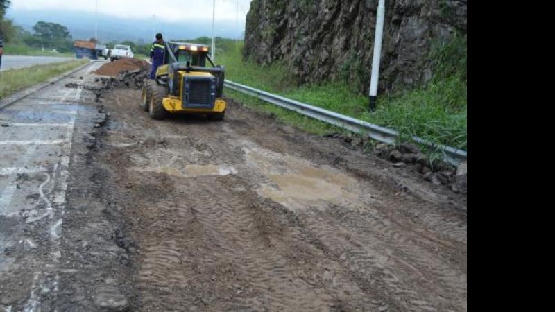 La Ruta 38 se mantiene con media calzada habilitada a la altura de La Viña