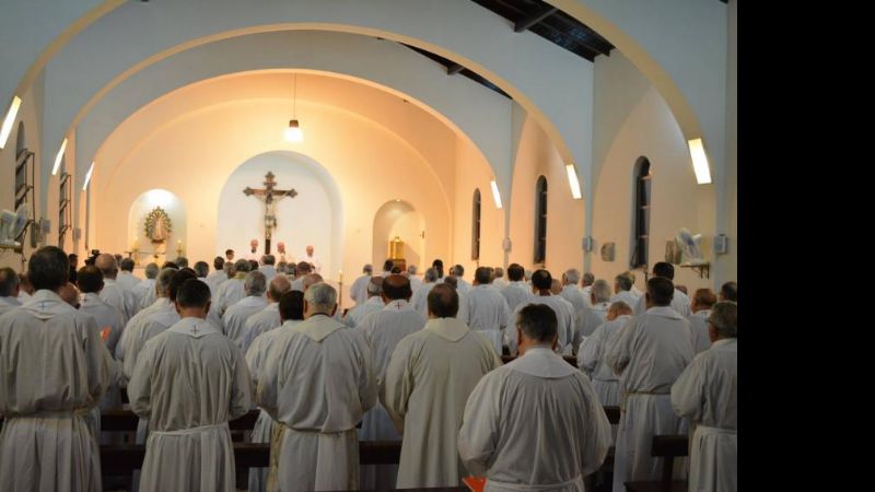 Más de un centenar de obispos de todo el país deliberan en Buenos Aires