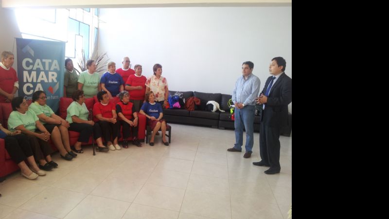 ANSES acompaña a jubilados de El Rodeo en su visita al CIIC