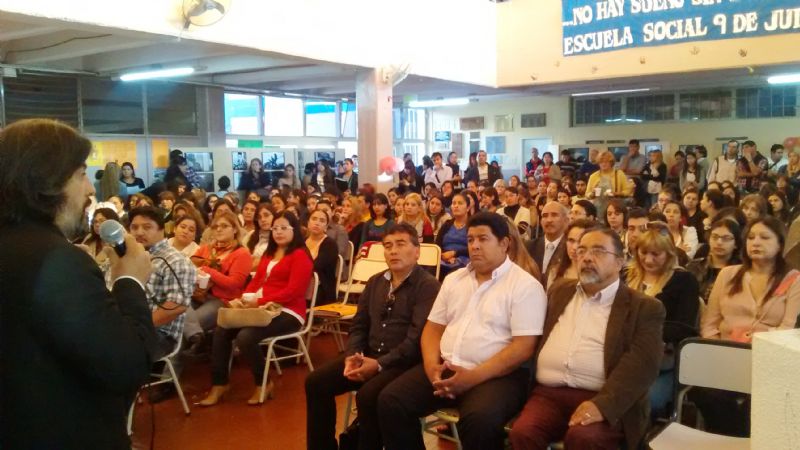 Ariza en el III Congreso del Educador Popular