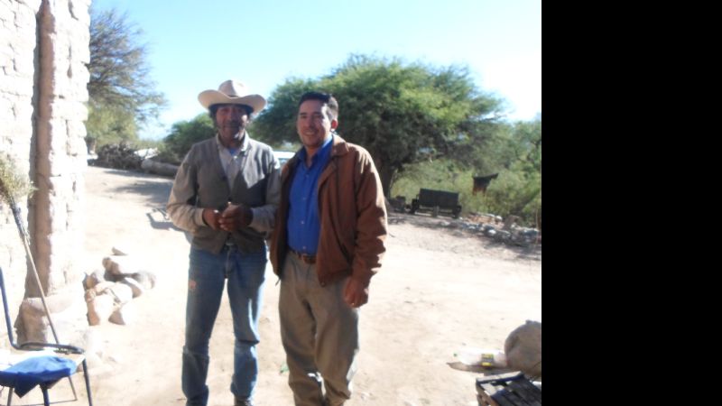 Entrega de subsidios a familias damnificadas por las crecidas de ríos