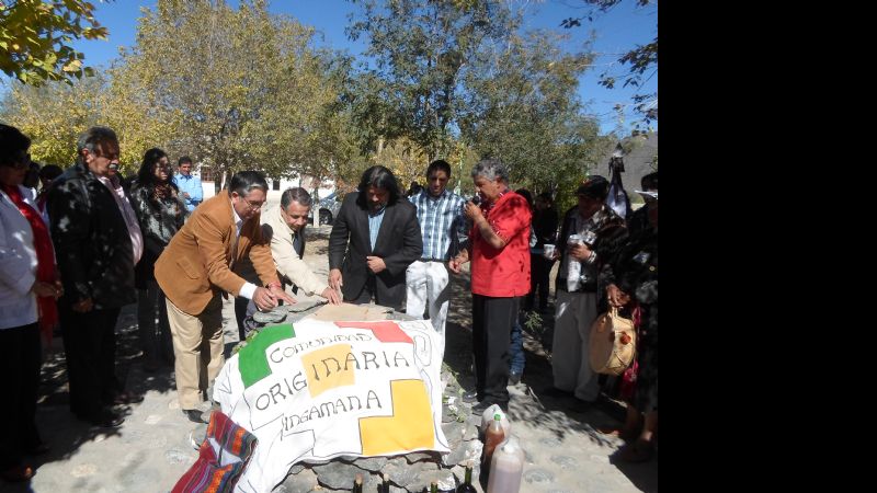 Acto por el Día del Aborigen Americano en Punta de Balasto
