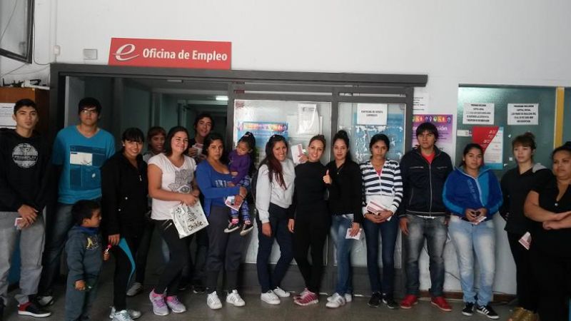 Entrega de tarjetas del programa “Jóvenes con más y Mejor Trabajo”