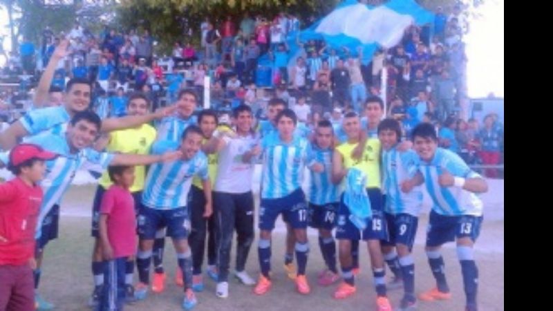 Obreros de San Isidro- Boulevard Norte, sin público santamariano