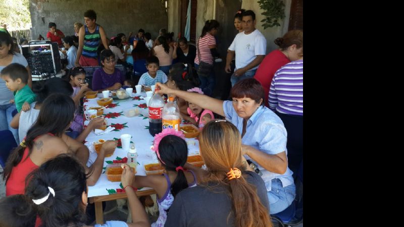 Con gran encuentro recreativo y de trabajo en el barrio 140 viviendas