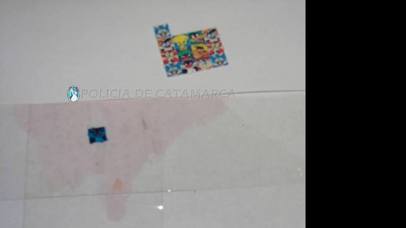 Arrestan a dos jóvenes con droga en el Sur capitalino