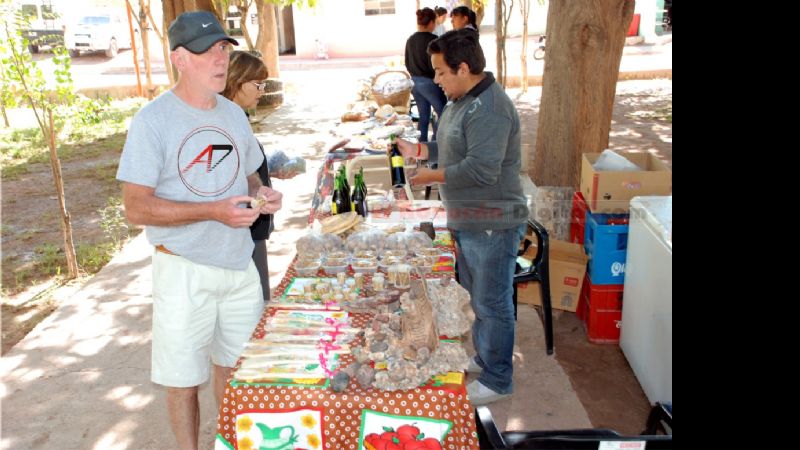 Se realizó la 1° Feria Artesanal y Regional